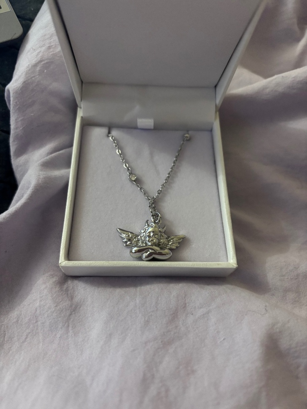 Boys lie angel, silver necklace brand new